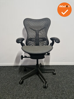 Herman Miller - Mirra 1 - Graphite 