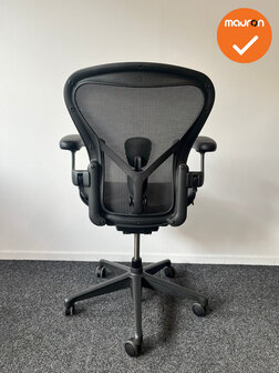 Herman Miller - Aeron - B - Special Edition - Zwart voetkruis