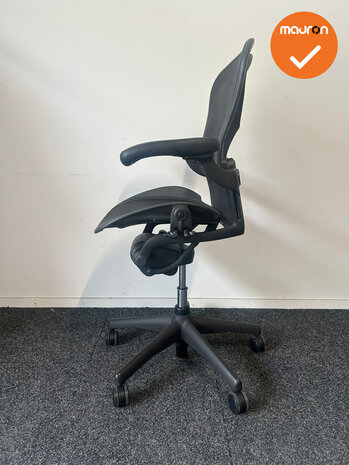 Herman Miller - Aeron - B - zwart voetkruis