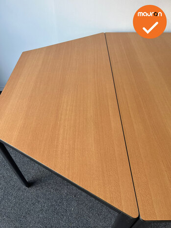 Ahrend vergadertafel - 4 Poots - 320x160cm - Beuken - Volkern trespa - Bestaand uit 4 delen - Zwart onderstel 