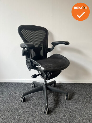 Herman Miller - Aeron - A - Zwart voetkruis