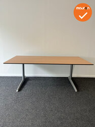 Ahrend 500 handmatig verstelbaar bureau - Beuken Trespa Volkern - 160x80 - zilvergrijs onderstel