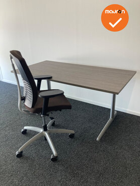 Refurbished Werkplek - 160x80 - Bladkleur naar keuze - Vaste hoogte - Zilvergrijs 500 onderstel - Inclusief SITAG EL 100 bureaustoel 